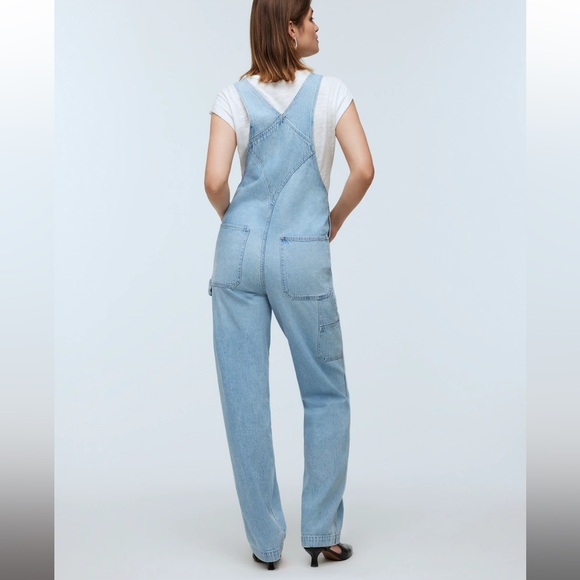 Madewell Tall Denim Oversized Carpenter Overalls in Collie Wash - Picture 5 of 5